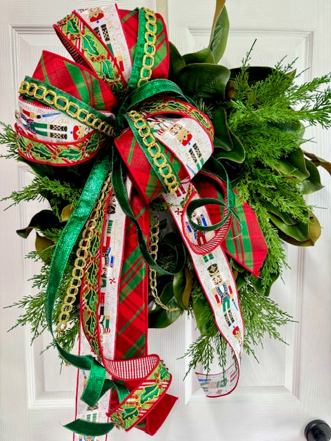Bow- Plaid Nutcracker Xmas