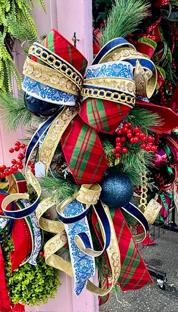 Chinoiserie Christmas Swag