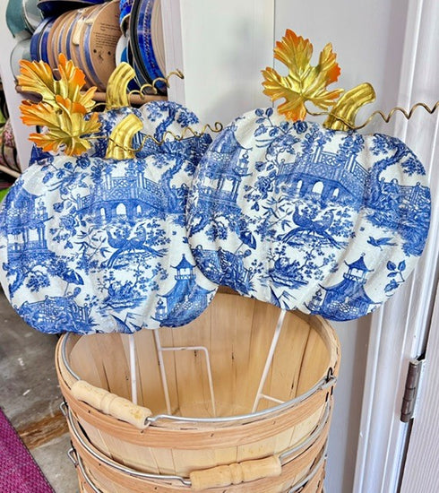Chinoiserie Garden Stake