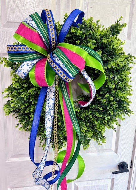 Eucalyptus Wreath 25" round