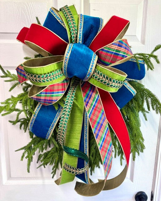 Christmas Cheer Bow