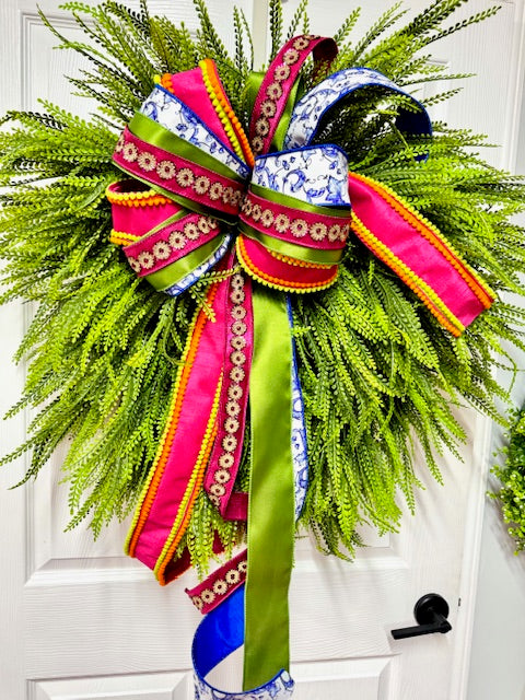 Bow-Splashing into sunshine